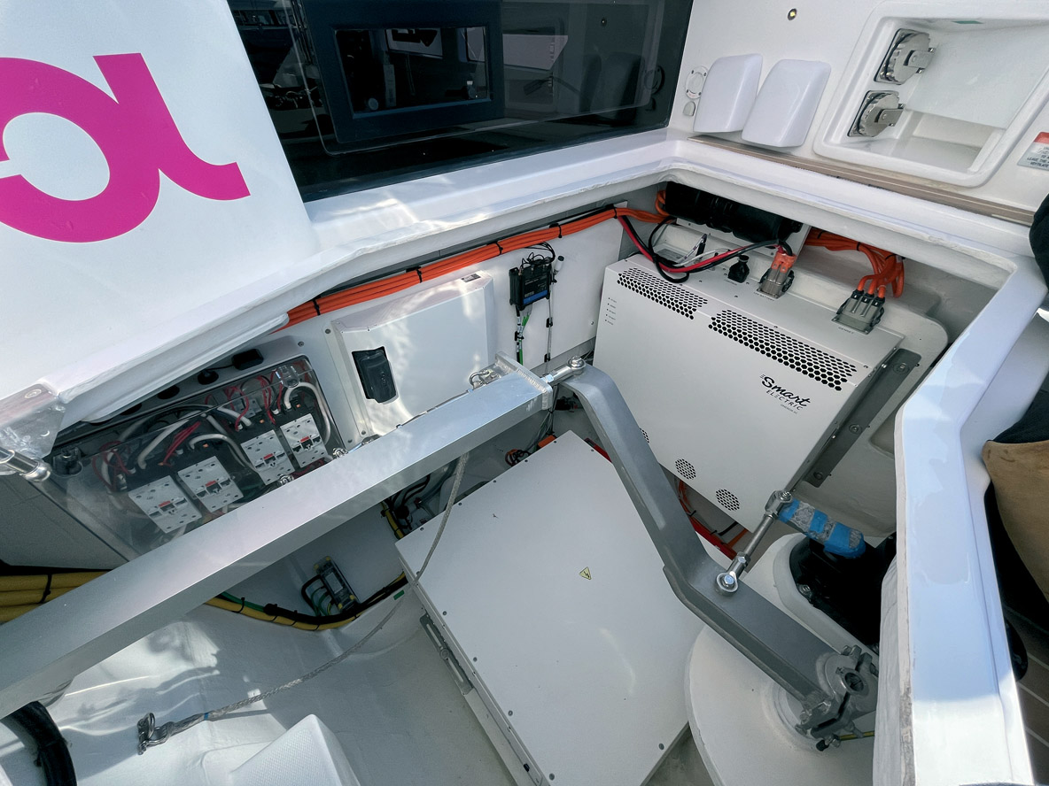 Le système d’hybridation développé par Fountaine Pajot en partenariat avec Alternative Energie est désormais appelé Joool ; il s’ouvre à d’autres marques, comme ici Leopard Catamarans.