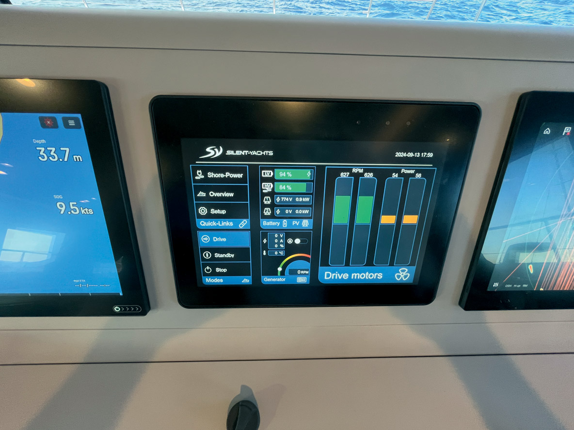 Les fabricants très investis dans la démarche Eco, comme Sunreef Yachts ou Windelo, développent leurs propres outils de gestion de l’énergie.