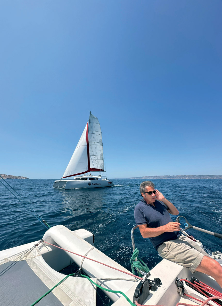 Vous avez un créneau entre deux calls ? Allez naviguer !  Le concept SailEazy apporte une vague de fraîcheur et  de nouvelles possibilités de navigation.