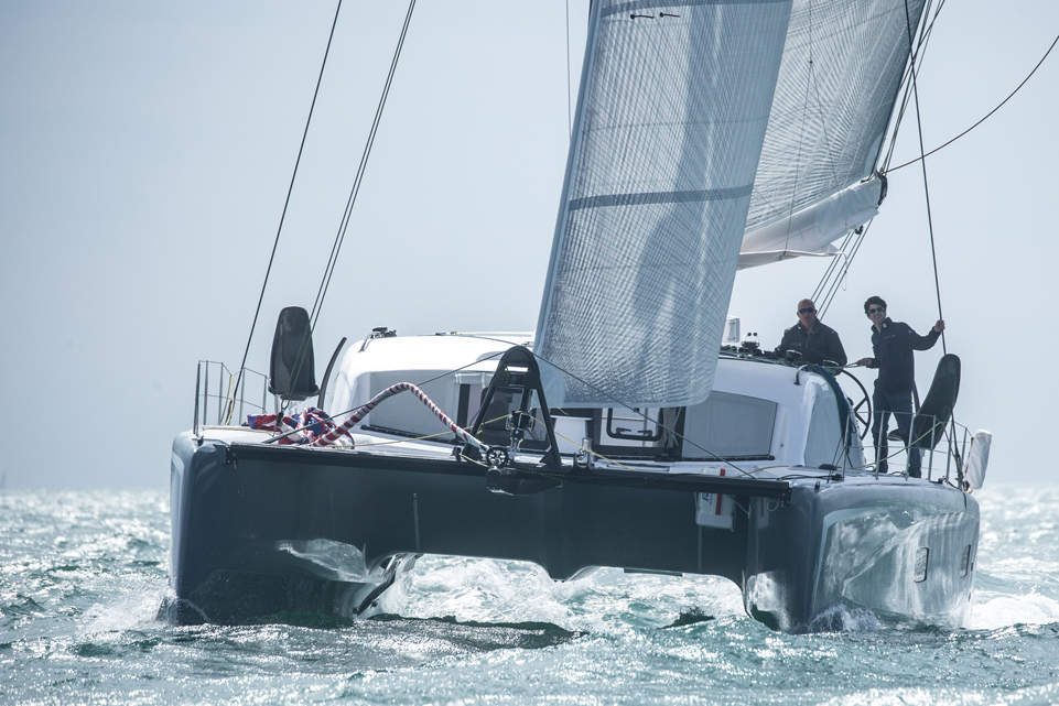 Essai Outremer 4X