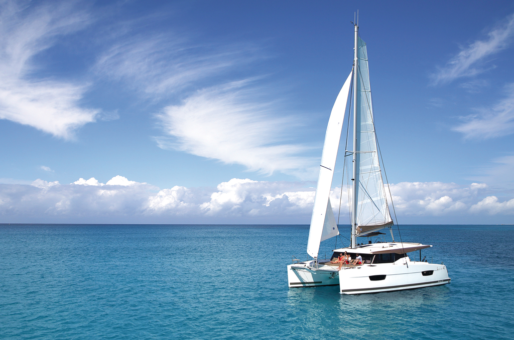 Essai catamaran Lucia 40 Fountaine Pajot voile