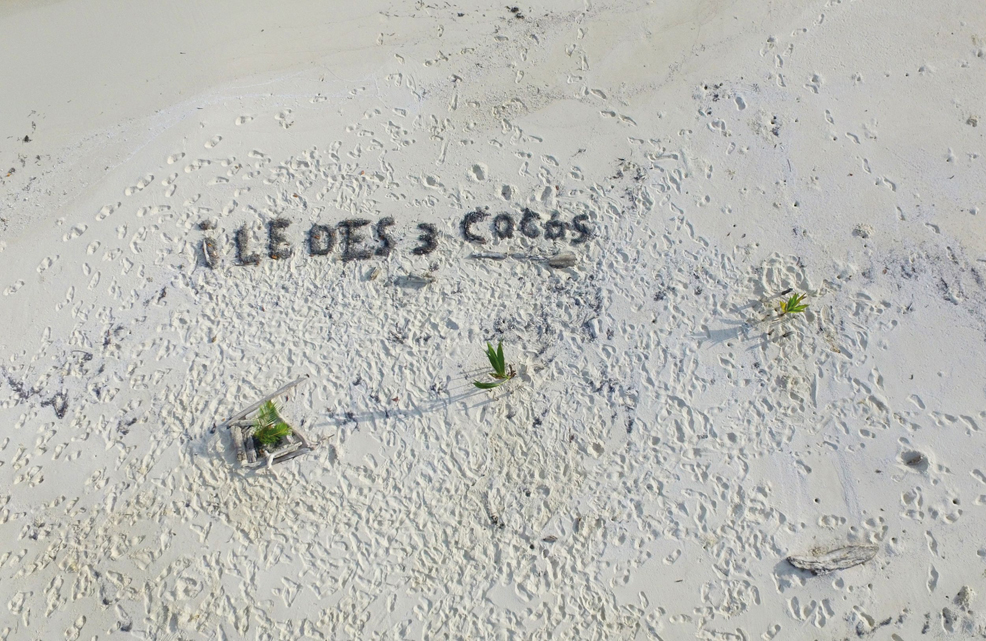 Around the World Les San Blas