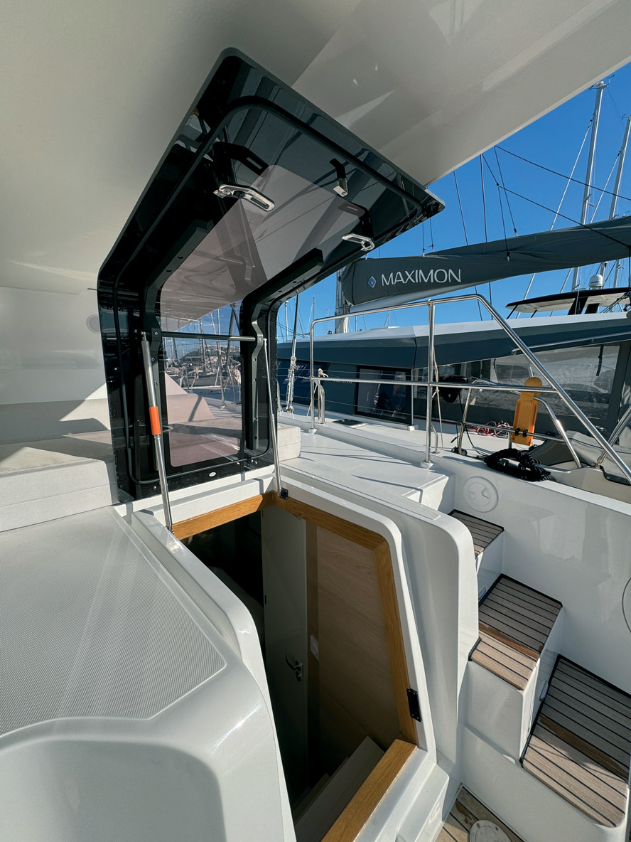 Les deux cabines arrière disposent d’un accès direct sur le cockpit.