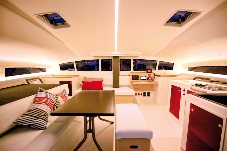 2015 Multihull buyer's guide : From 41 to 50 feet