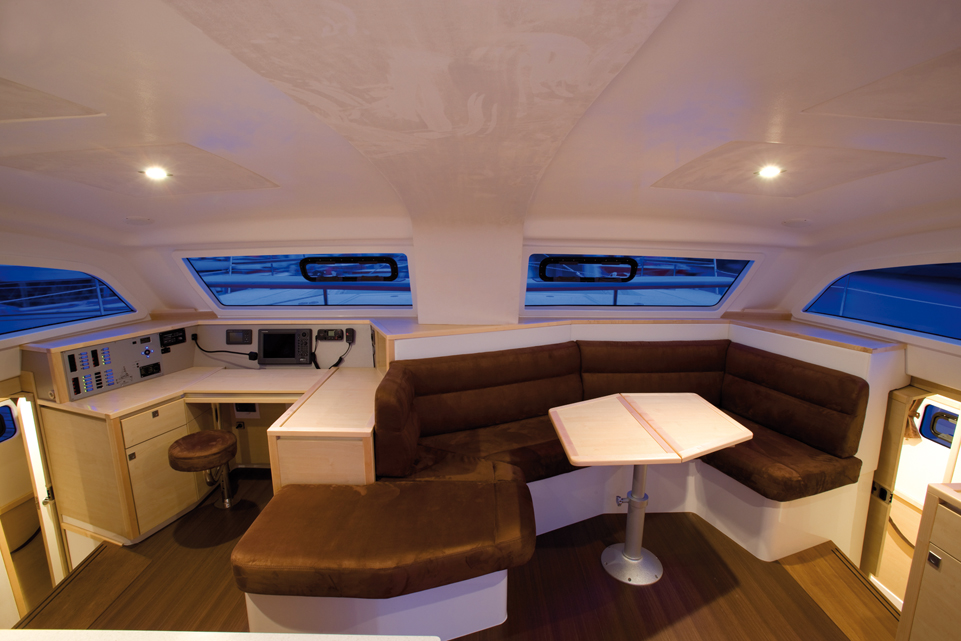 2015 Multihull buyer's guide : From 41 to 50 feet