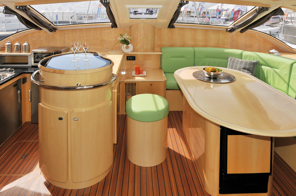 2015 Multihull buyer's guide : From 41 to 50 feet