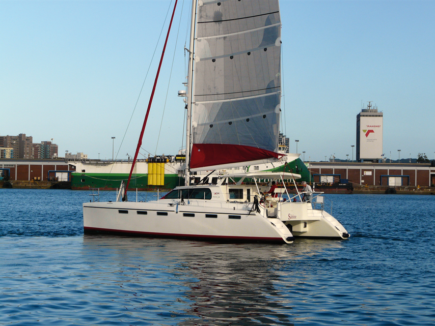 2015 Multihull buyer's guide : From 41 to 50 feet