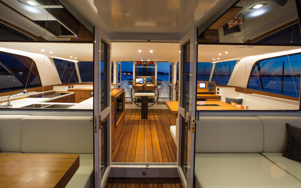 2015 Multihull buyer's guide : From 50 to 60 feet
