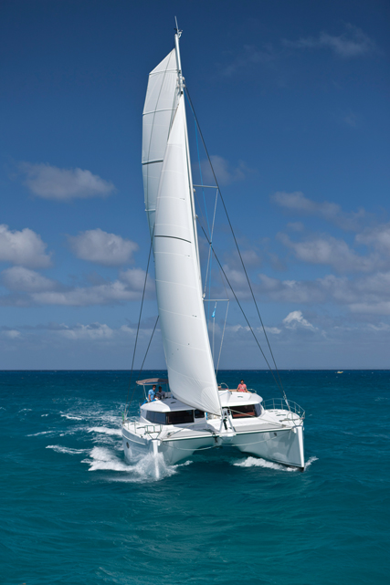 2015 Multihull buyer's guide : From 50 to 60 feet