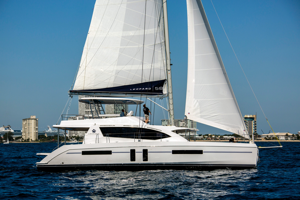 2015 Multihull buyer's guide : From 50 to 60 feet