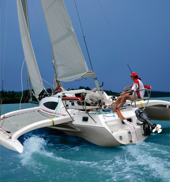 2015 Multihull buyer's guide : less than 40 feet