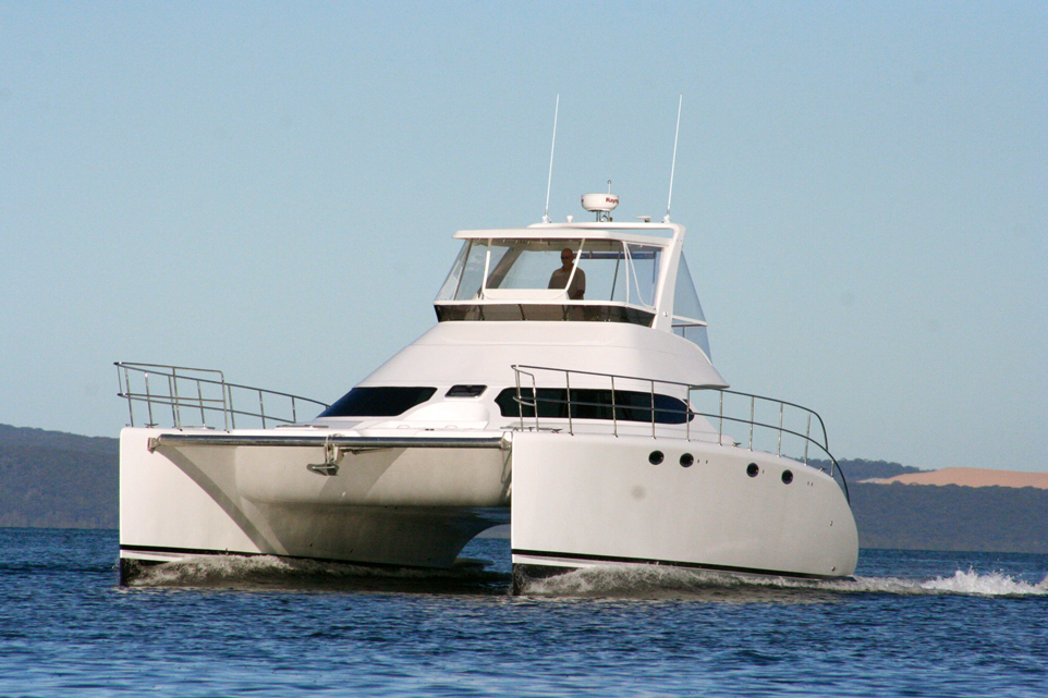 2015 Multihull buyer's guide : motor multihull