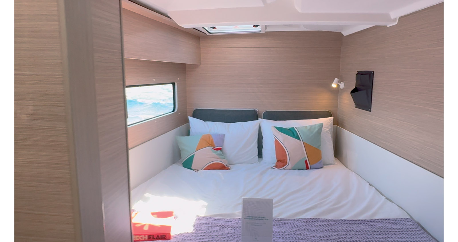 Ce qu’on retient de la cabine Propriétaire ? C’est que le traditionnel conchage arrière migre à l’avant…