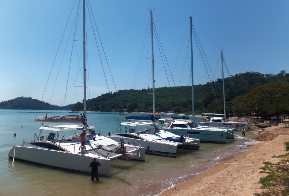 Launches in Thailande at Catathai