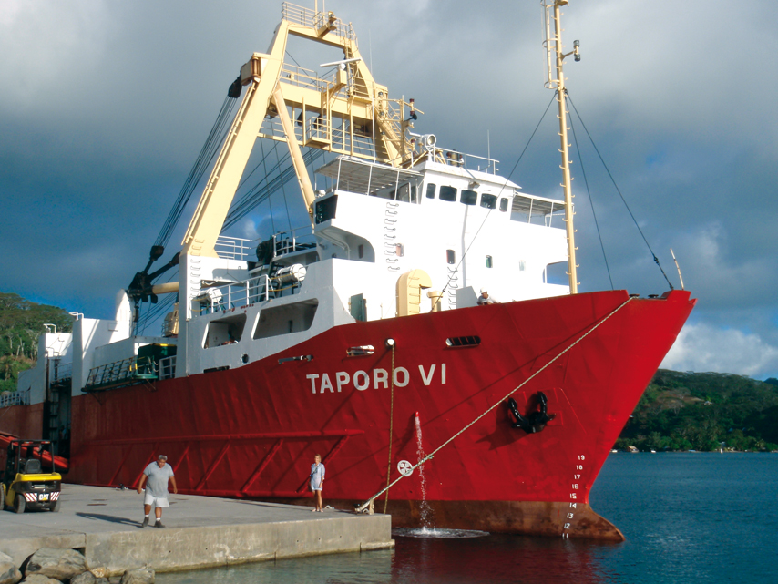 Chronicle around the world : Leeward Islands