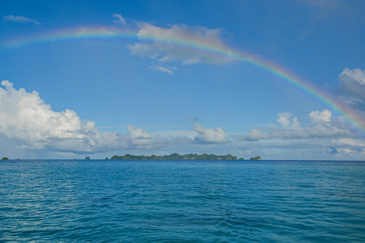 Les îles Merchechar, comme suspendues entre ciel et mer, sont réputées pour leurs spots de plongée.