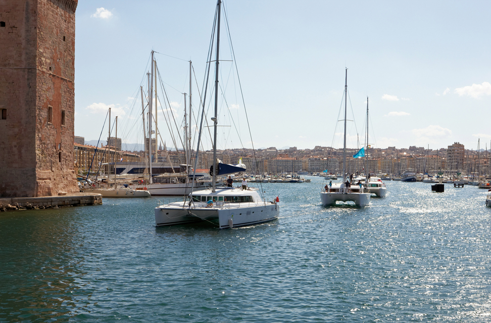 Different kind of round the world trip