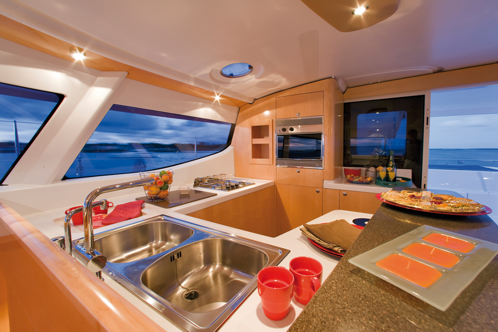 Essai Fountaine Pajot Salina 48