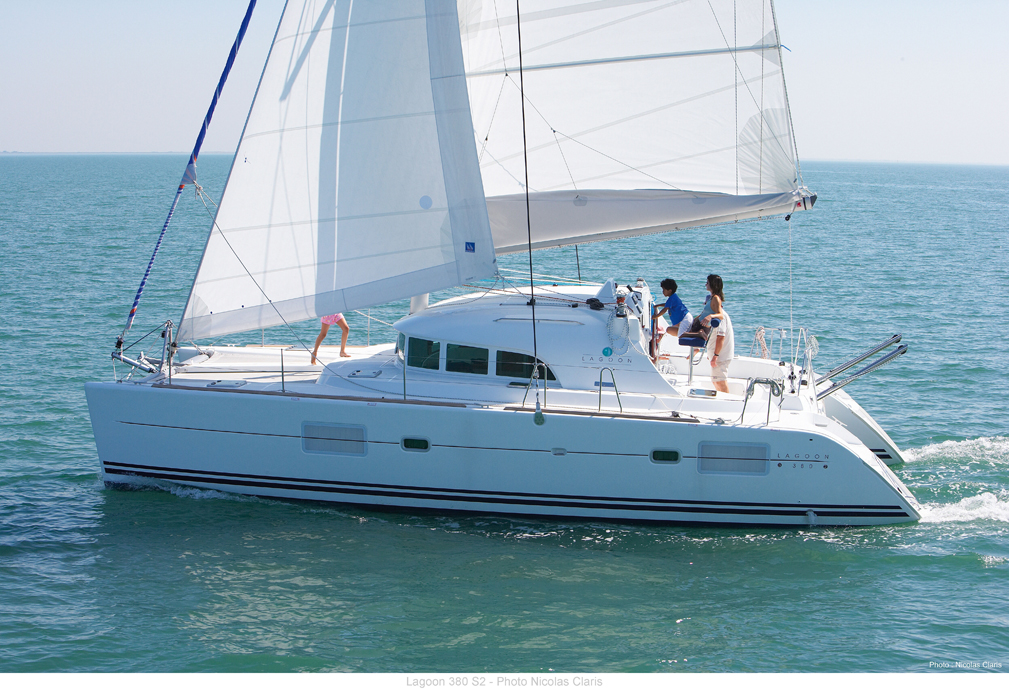 Essai Lagoon 380