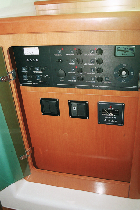 Essai Lagoon 420 Hybrid