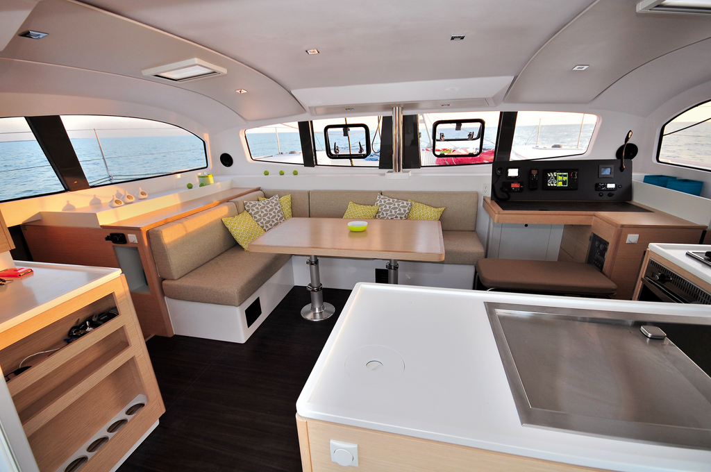 Essai Outremer 45'