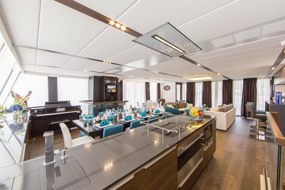 To be discovered : fall's boat shows