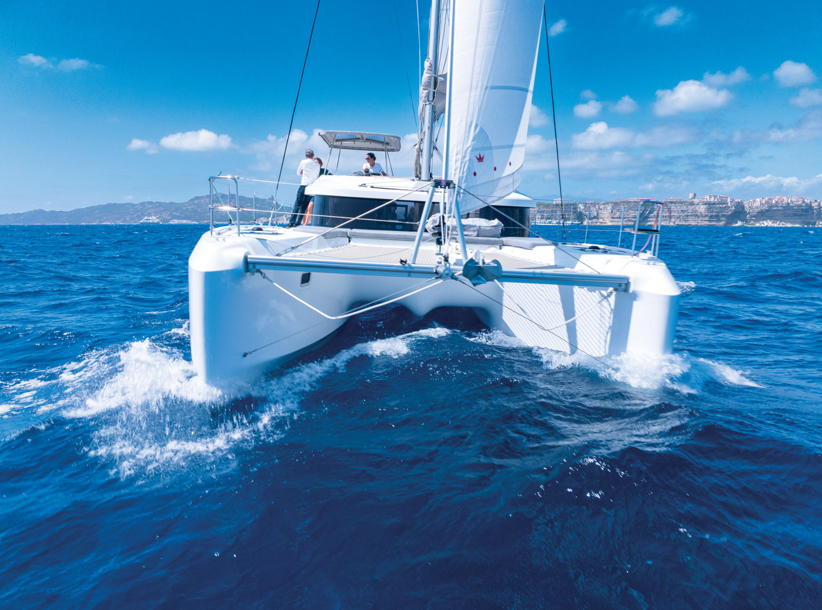 While the bows are narrow, the massive chine quickly adds significant volume to the hull. Note the gull-wing underside  to the nacelle, which has become a trademark of the brand.