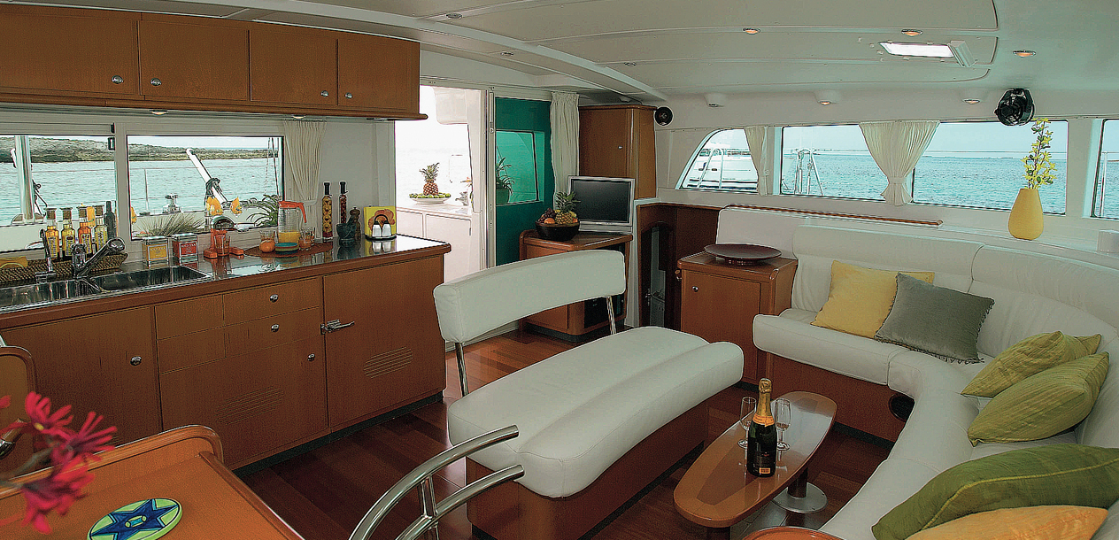 An XXL-size nacelle, where it is never too hot; what more could you ask for in the Tropics?