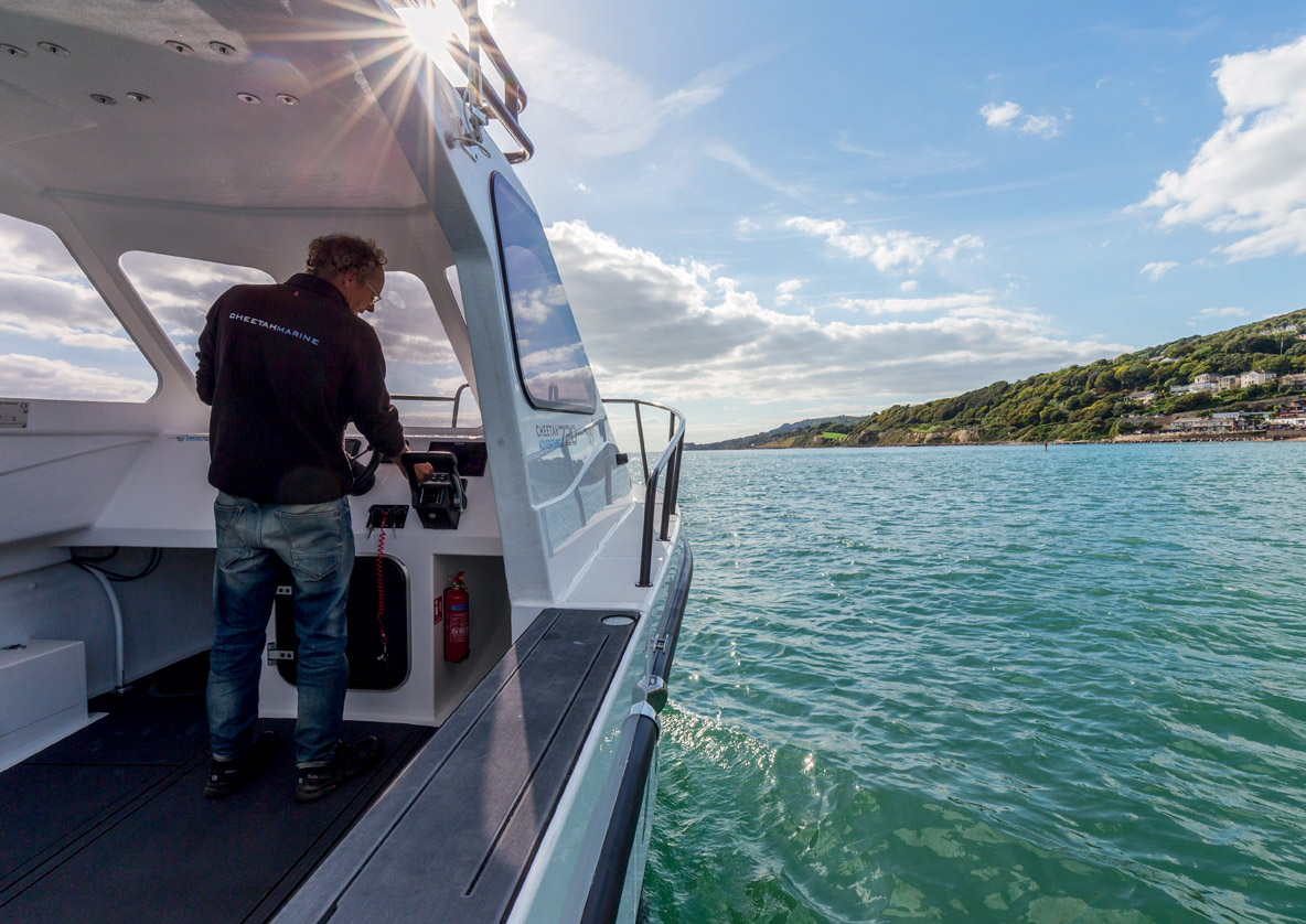 Les passavants sont étroits, mais bien défendus par le balcon enveloppant.
