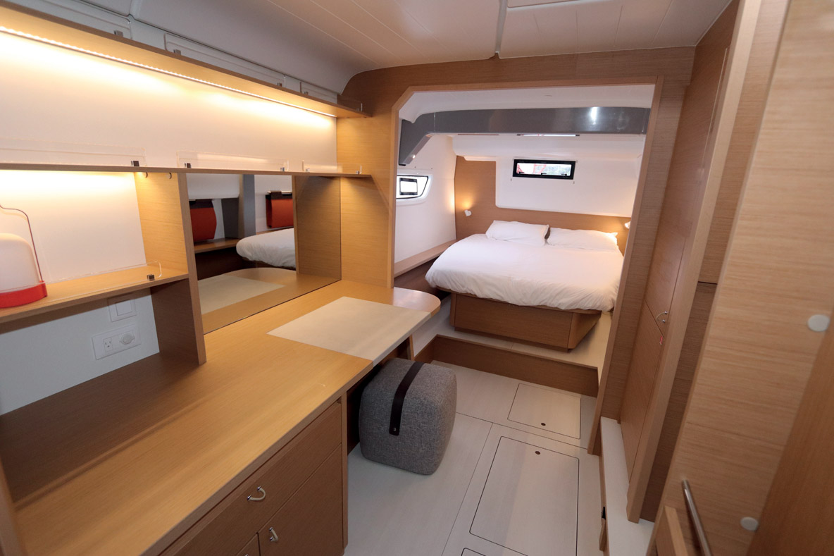 Dans la suite Propriétaire à tribord, l’arche de la poutre arrière est bien visible.