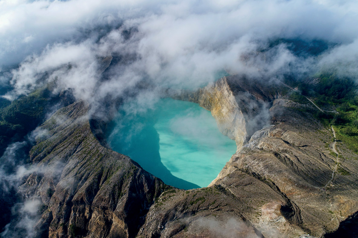 Les lacs de Kelimutu se méritent :  comptez cinq heures de bus pour y accéder…