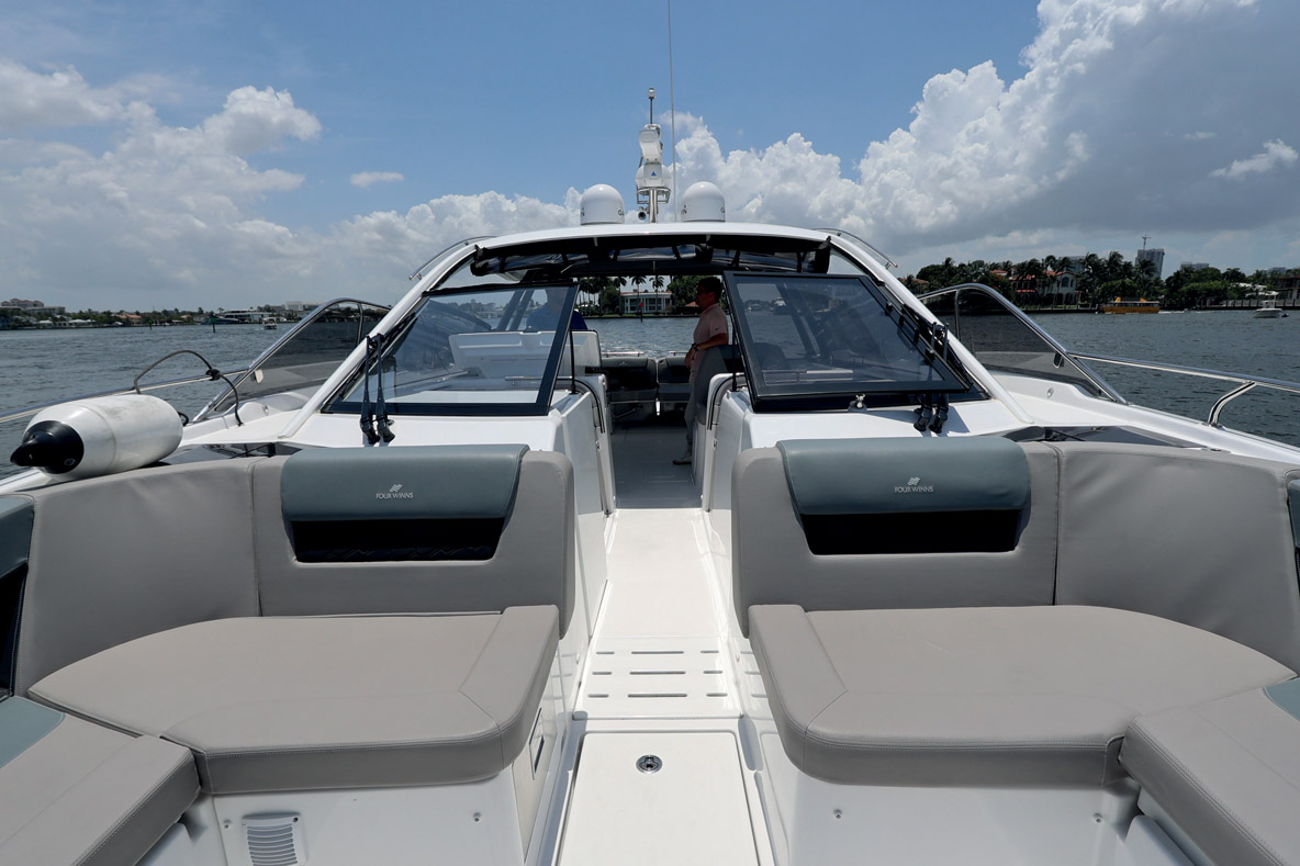  The bow-rider is similar to that of a classic monohull but is much wider.