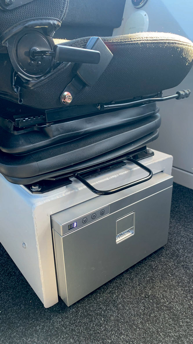 Les sièges à suspension apportent un véritable plus pour le confort, que ce soit pour le travail ou pour les loisirs.