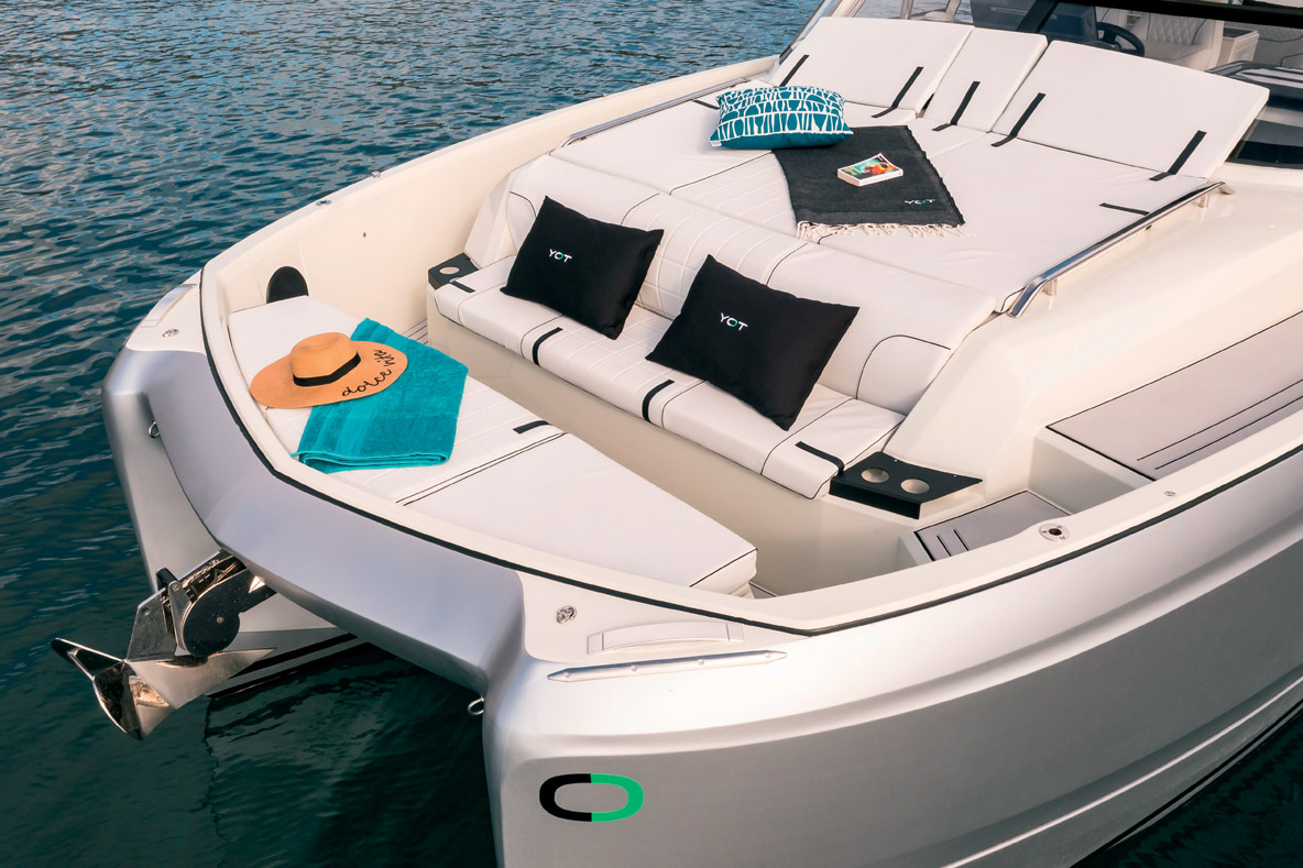 Le pontage avant est lui aussi dédié au farniente.