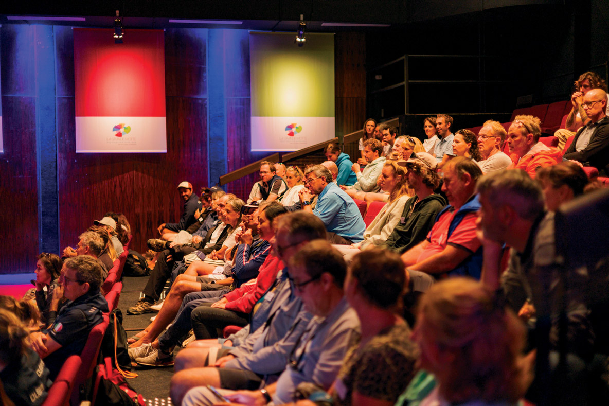 La concentration des Propriétaires est à son maximum dans le grand auditorium du Palais des Congrès de La Grande-Motte, signe de la richesse des interventions.