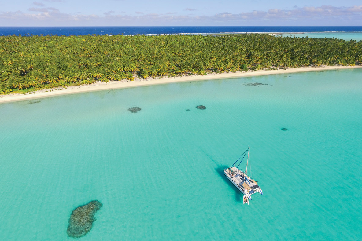 Vue du mouillage au sud-est de l’atoll. 