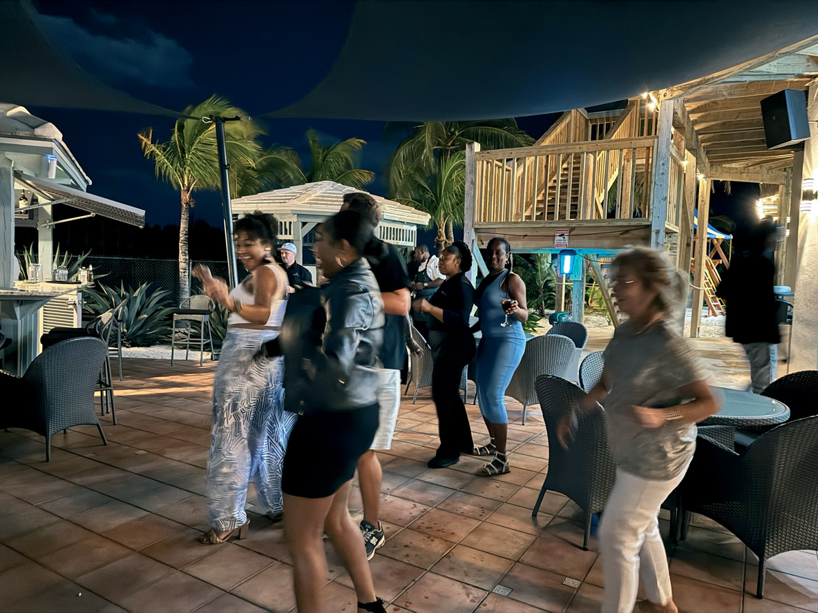 Ambiance caliente pour la grande soirée  du vendredi soir !