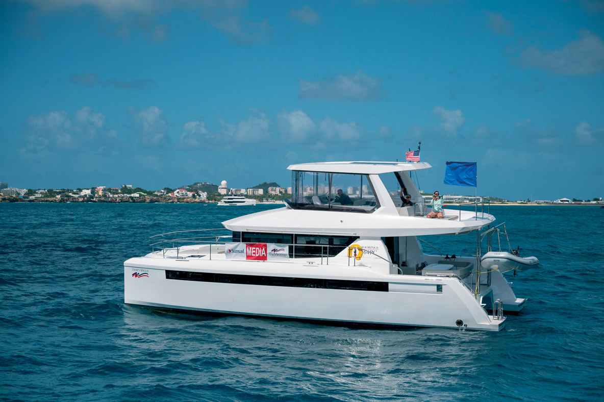 Le Moorings 464PC (Leopard 46PC)  sur lequel a embarqué Gwen pour suivre et organisé le programme  de la division Rally.