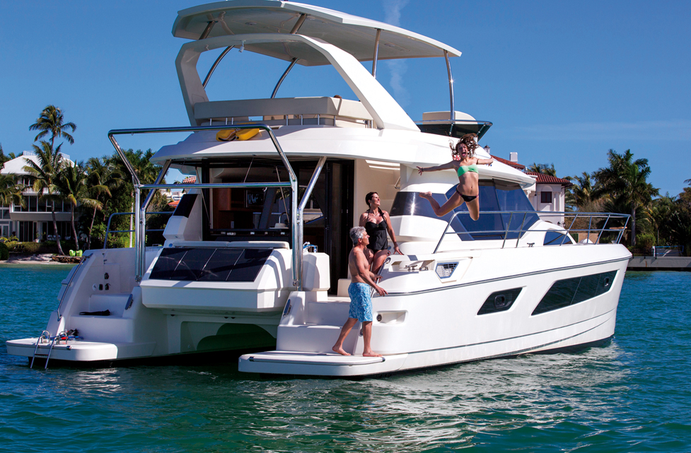 Paris Boat Show - motor multihulls