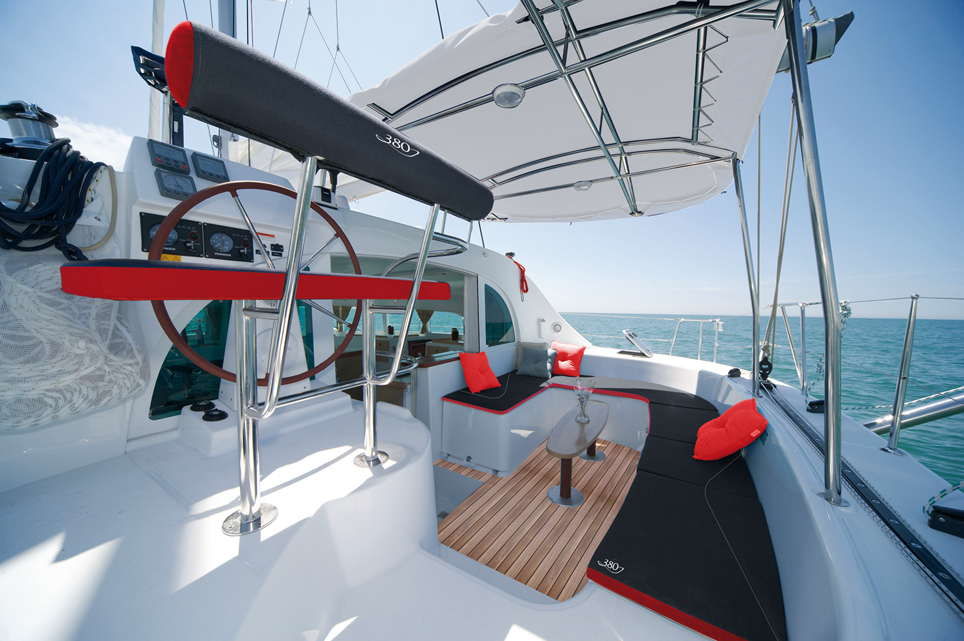 Paris Boat Show - under 40 feet