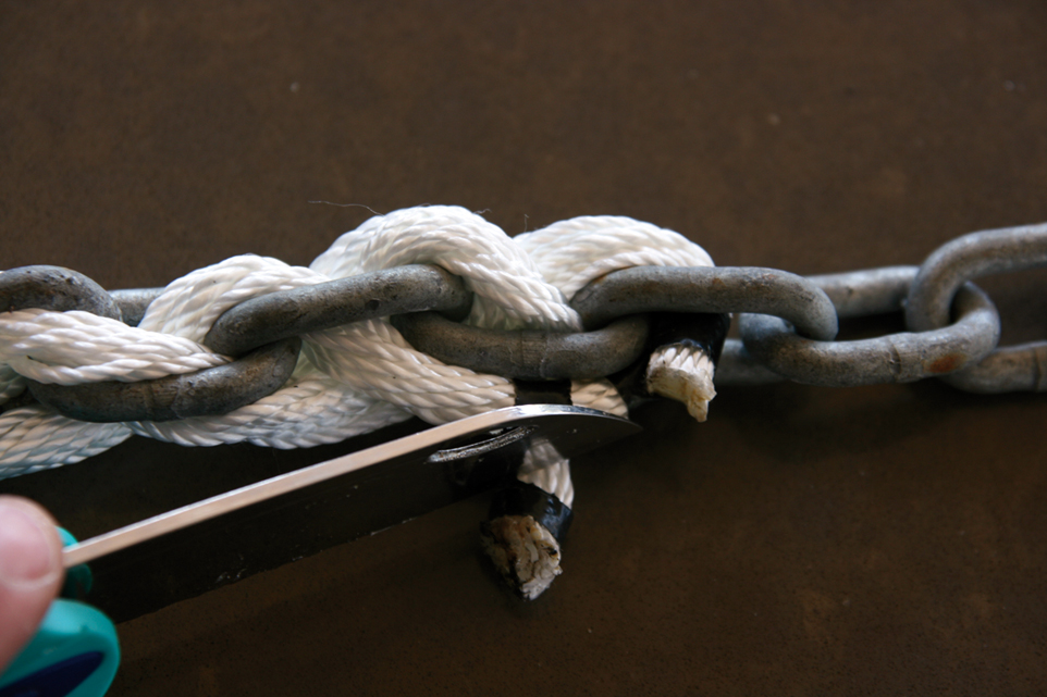 Chain/rope splice for the anchor rode step 10