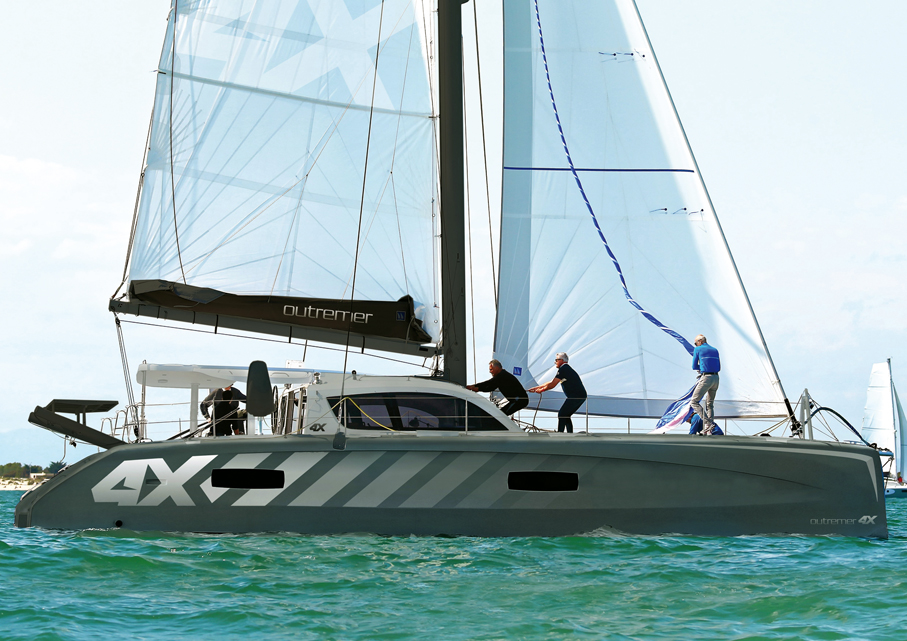 Salon International du Multicoque 2016 Outremer 4X