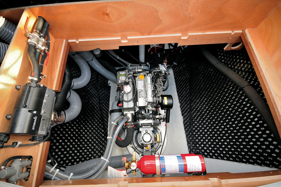 Protéger son multicoque en grande croisière - sécurité à bord