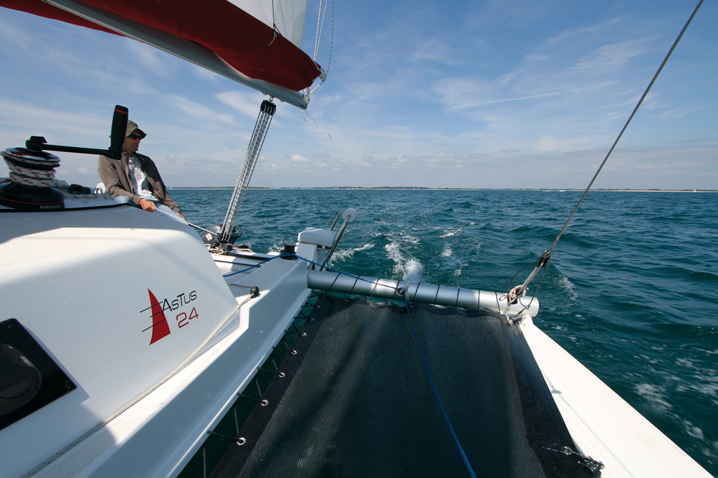 Test Dragonfly 25 vs Astus 24