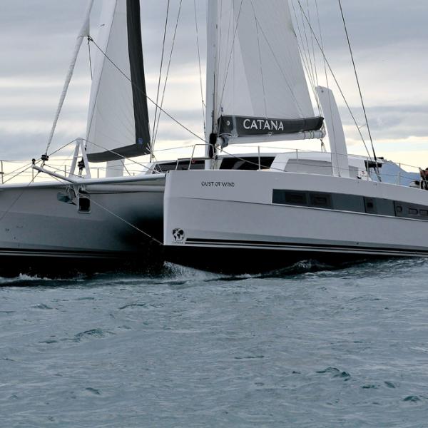 Lancé à pleine vitesse lors de notre essai, le 59 a montré un confort en navigation exceptionnel.