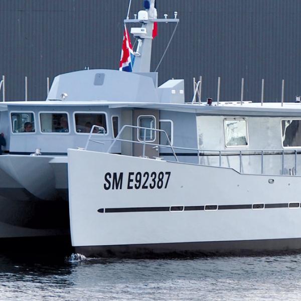 Etoile est un véritable bateau d'expédition, son style "baroudeur" le montre clairement !