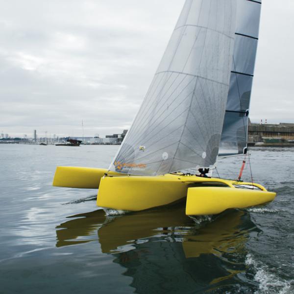 Il n'y a absolument pas de vent, et le Multi 23 avance… C'est génial !