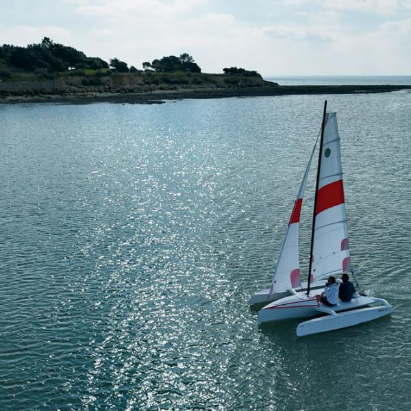 Le design moderne et racé du Treasy 4.0 lui donne des airs de machine de course à l’échelle 1/8…