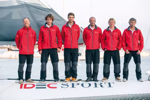 Deux équipages autour du monde pour tenter de battre LE record…