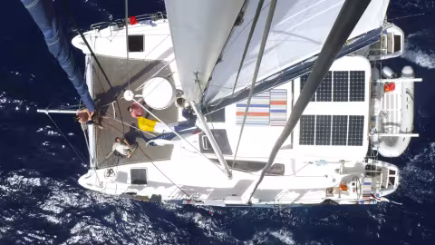 After much research, Greg eventually opted to charter this 2006 Catana 431 which was refitted like new for his Atlantic circuit…